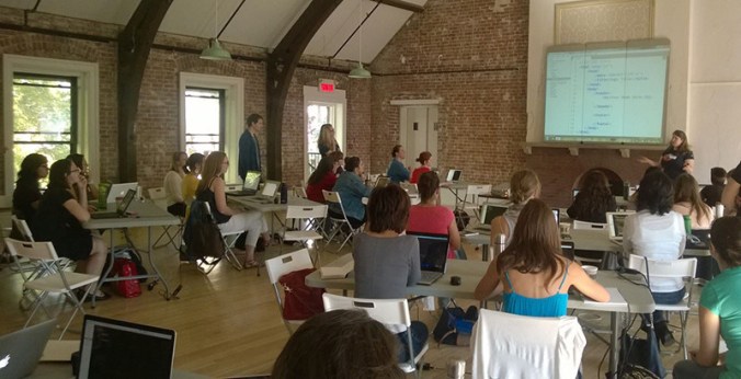 Le Ladies Learning Code à la maison Notman./ Photo Branchez-vous