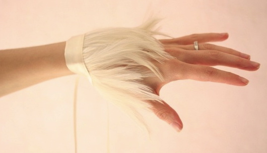 Gants de soie./ Création Vanessa Lekpa