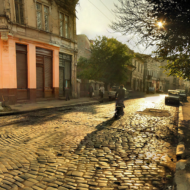 Une rue de Bucarest./ Photo Panoramas