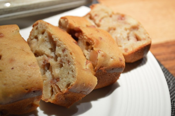 Un cake pommes-framboise qui se prend pour un cake au jambon./ Photo DR Lexie Swing