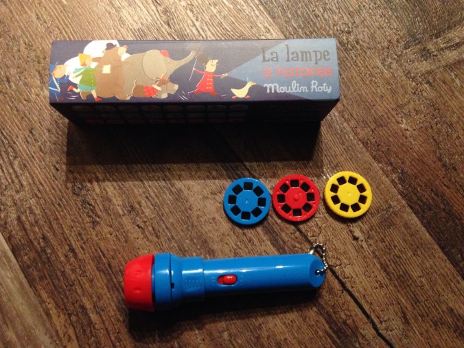 La lampe à histoires Cirque de Moulin Roty./ Photo DR Lexie Swing